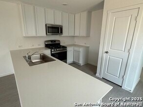 242 Tahoe Ave in New Braunfels, TX - Building Photo - Building Photo