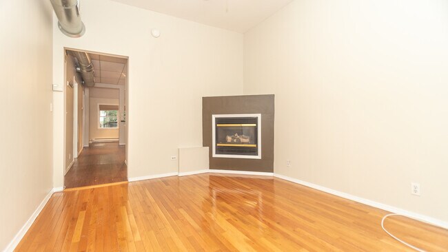 2731 N Seminary Ave in Chicago, IL - Building Photo - Building Photo
