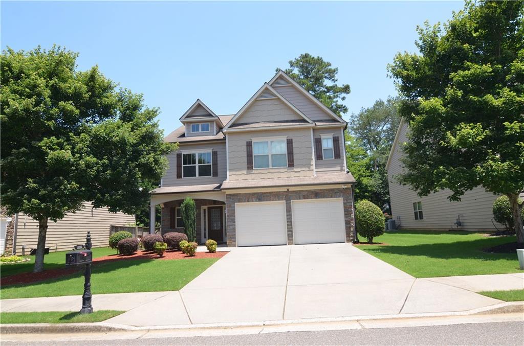 3195 Carrick Rd in Cumming, GA - Building Photo