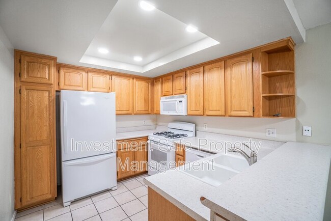 property at 10291 Bell Gardens Dr