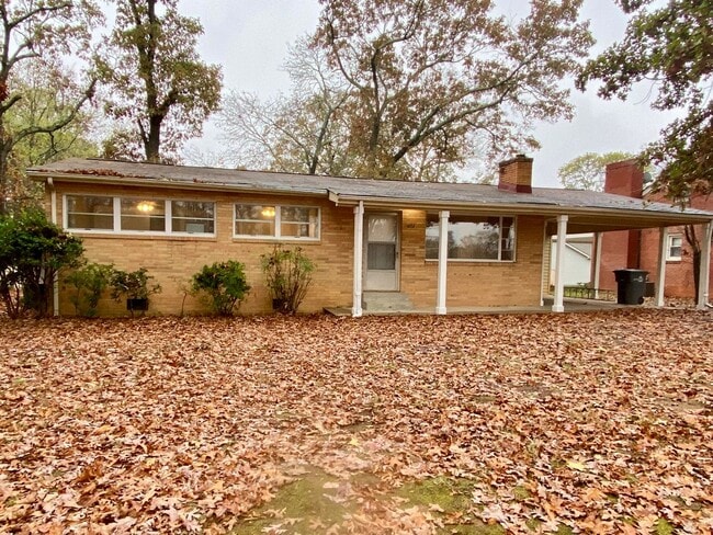 property at 402 E 26th St