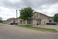 Monarch & Carroll Townhomes in Dallas, TX - Building Photo - Building Photo