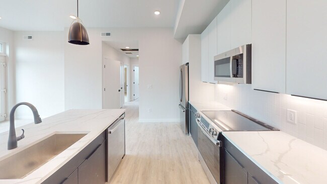 42 Mount Pleasant Ave, Unit 1 in Boston, MA - Foto de edificio - Building Photo