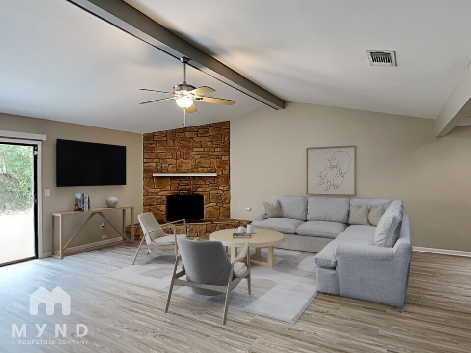 10831 Mandarin Station Dr E in Jacksonville, FL - Building Photo