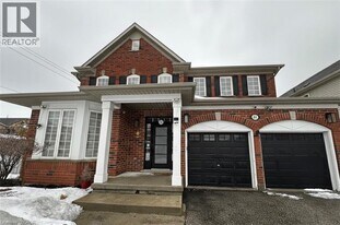 501 Topper Woods Crescent in Kitchener, ON - Building Photo