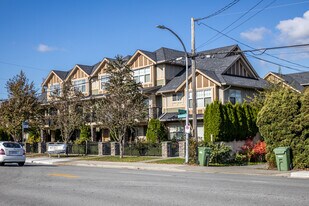 Blueberry Downs in Richmond, BC - Building Photo