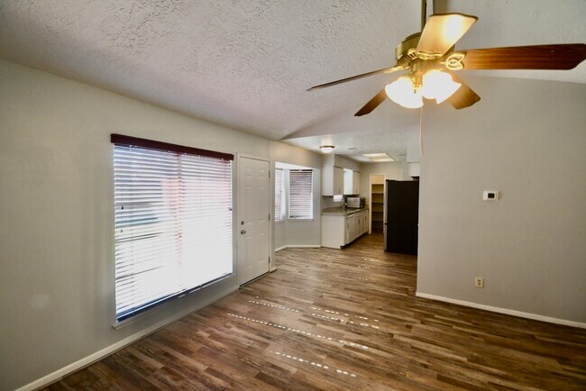 property at 11846 S Marianne Cir