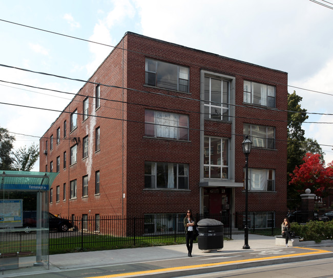 246 Roncesvalles Ave in Toronto, ON - Building Photo - Primary Photo