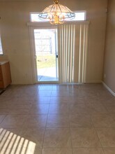7893 Dersingham Dr in Sacramento, CA - Building Photo - Building Photo