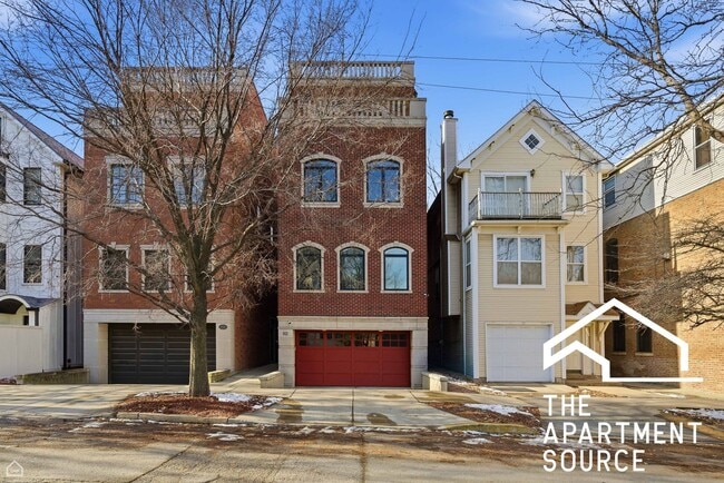 952 N Racine Ave in Chicago, IL - Building Photo - Building Photo
