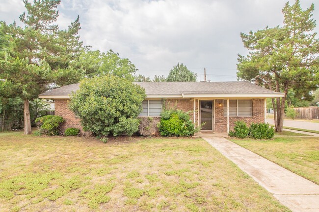 3502 25th St in Lubbock, TX - Building Photo - Building Photo