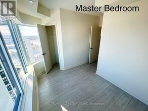 8020 Derry Rd in Milton, ON - Building Photo - Building Photo