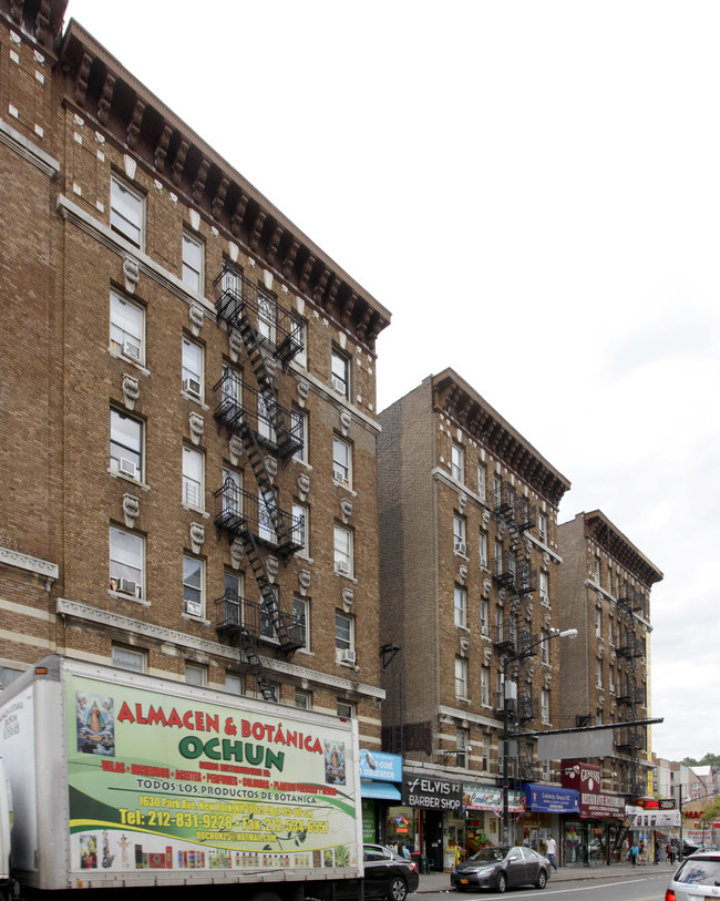 221 Sherman Avenue in New York, NY - Foto de edificio - Building Photo