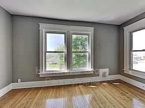 1701 Delaware Ave in New Castle, PA - Building Photo - Building Photo