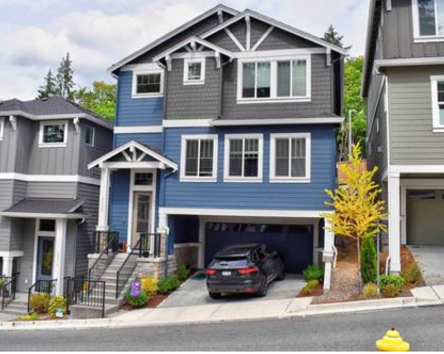 22320 SE 43rd Pl in Issaquah, WA - Building Photo