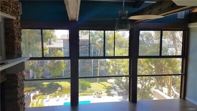 6314 Marina Pacifica Mall in Long Beach, CA - Building Photo - Building Photo