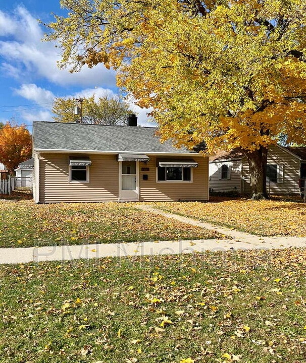 519 Grand Blvd in Mishawaka, IN - Building Photo