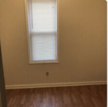 1 Newark Ave in Cleveland, OH - Foto de edificio - Building Photo