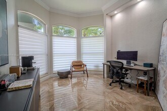 2493 Poinciana Dr in Weston, FL - Building Photo - Building Photo