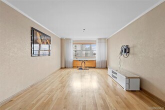 102-10 66th Rd in Queens, NY - Building Photo - Building Photo