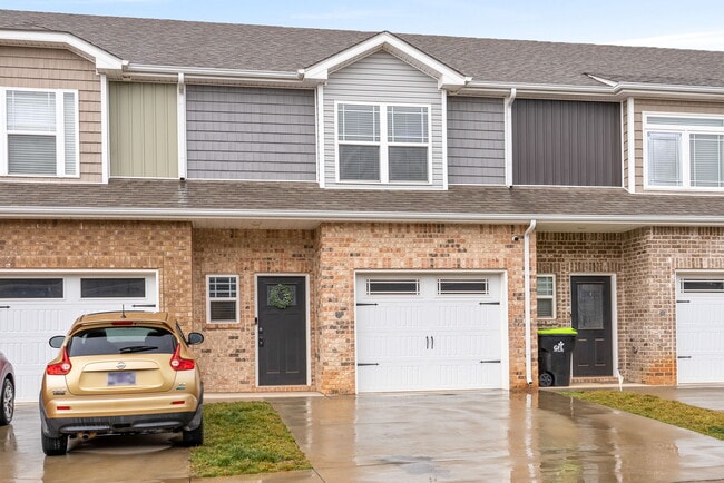 property at 318 Fallow Cir