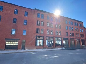 Hotel St Apartments in Utica, NY - Building Photo - Building Photo