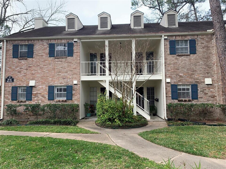 873 Wax Myrtle Ln in Houston, TX - Foto de edificio