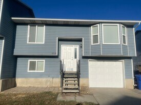 9038 Goddard Cir in West Jordan, UT - Building Photo
