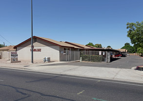 524 S Stapley Dr Apartamentos