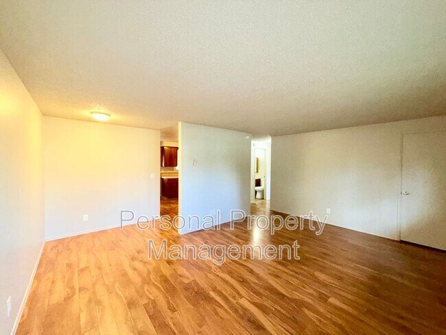 10905 NE 7th St in Vancouver, WA - Foto de edificio - Building Photo