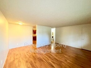 10905 NE 7th St in Vancouver, WA - Building Photo - Building Photo