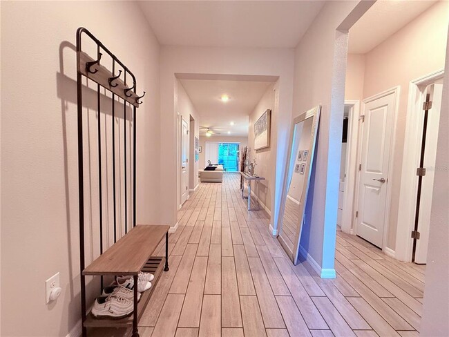 8321 Praise Dr in Tampa, FL - Building Photo - Building Photo