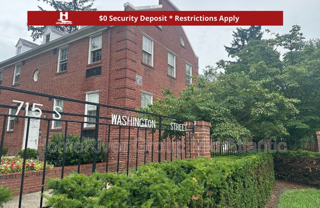 property at 715 S Washington St