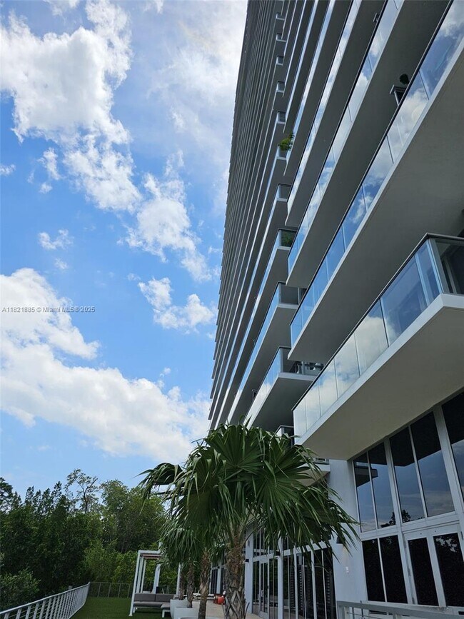 property at 16385 Biscayne Blvd