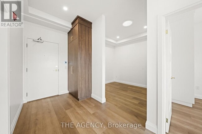 153 Main St E in Milton, ON - Building Photo - Building Photo