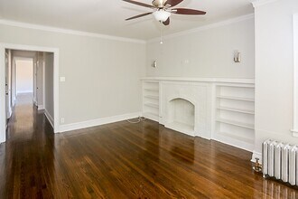 5158 N Leavitt, Unit 3 in Chicago, IL - Foto de edificio - Building Photo