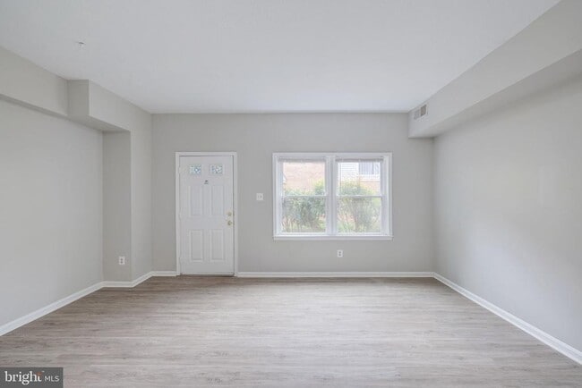 property at 98 N Bedford St