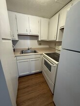 12221 W Bell Rd in Surprise, AZ - Building Photo - Building Photo