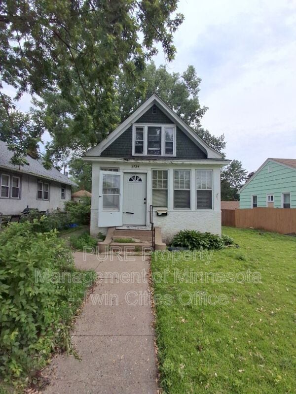 property at 3734 N Penn Ave