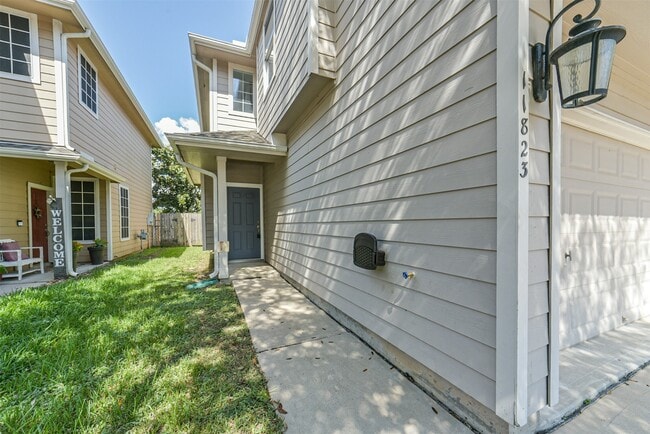 property at 11823 Keystone Spring Way