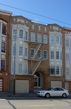 1447 Chestnut St in San Francisco, CA - Building Photo - Building Photo