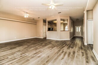 10428 Calle De Flores Dr in Clermont, FL - Foto de edificio - Building Photo