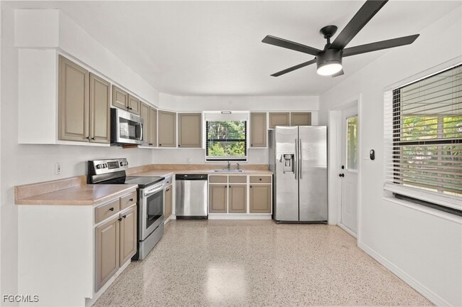 property at 1221 Turner St