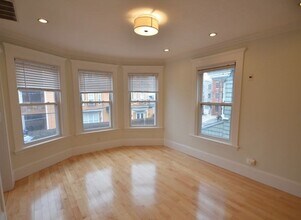 10 Harvest St in Boston, MA - Building Photo - Building Photo