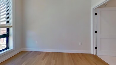18-18 Highgate St in Boston, MA - Building Photo - Building Photo