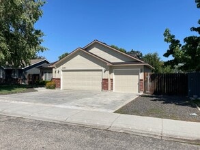 10086 W Antietam St in Boise, ID - Building Photo - Building Photo