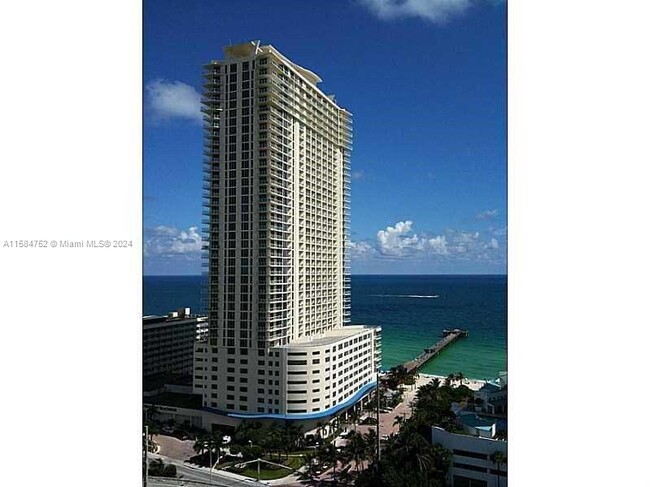 16699 Collins Ave, Unit #3601 in Sunny Isles Beach, FL - Building Photo - Building Photo