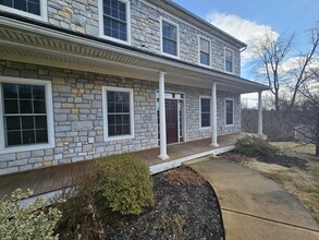 110 Fawn Dr in Elizabethtown, PA - Building Photo - Building Photo