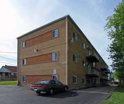 4163 Harrison Ave Apartamentos