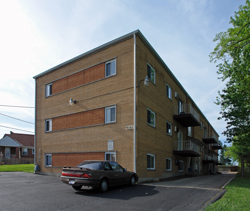 4163 Harrison Ave in Cincinnati, OH - Foto de edificio